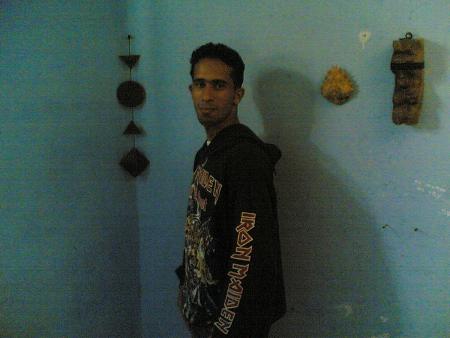  c moi dans la petite chambre de man ami mouad